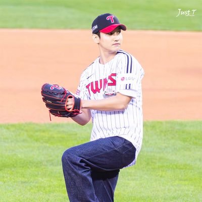 AyuaChan's profile picture. 