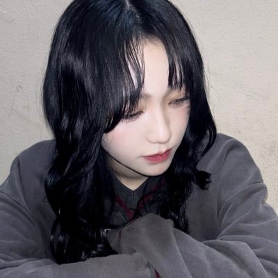 sl__p's profile picture. 月には兎が