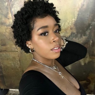 333. ♓︎♈︎♐︎. Spelman Alumna 🦋