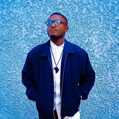 Suspens_talker's profile picture. Social Media influencer, science and technology, music and sports lover.