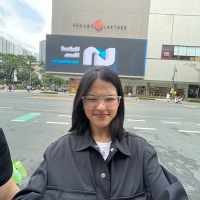 riceett's profile picture. 