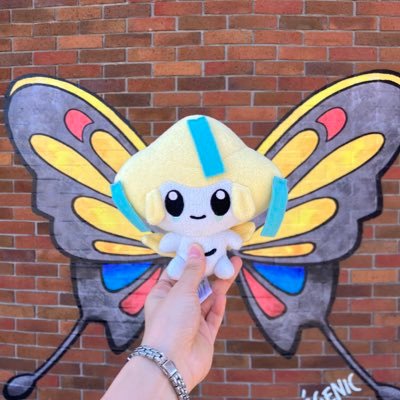 じらーち です。いんすた から 来ました。 いろんなポケモンが家にいるよ。みんなのこと 、ふぉろー させてね！