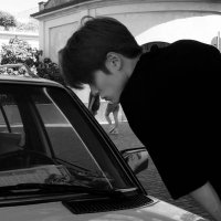َ (@akawg) 's Twitter Profile