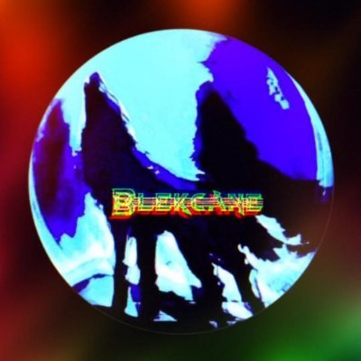 Streamer e YouTuber💪😎🎮 sono in live ogni sera con i miei amici/collaboratori venite a trovarci vi aspettiamo🤙