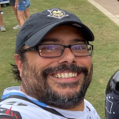 Dad to an amazing daughter. Corvette enthusiast, autocrosser, detailer, self taught mechanic. BBQ-er. Halloween freak. Bucs, Bolts & Knights. Jack of all trades