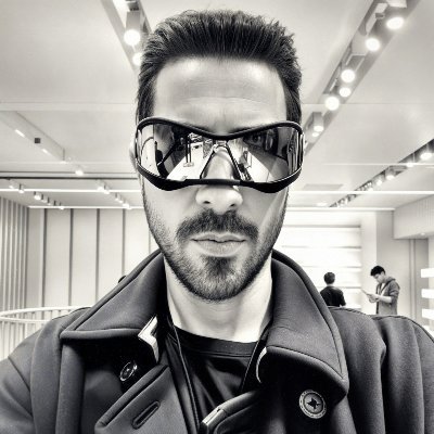 tabernaut's profile picture. DJ and Digital Artist / Systembuster