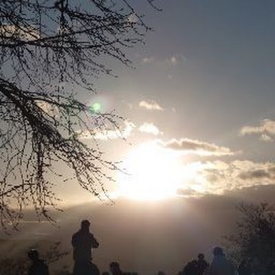 qfqbKW9eqD8314's profile picture. 