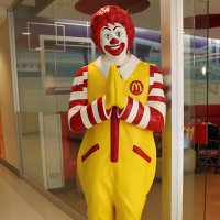 ドナルドマクド (@mdf4836rdr11050) Twitter profile photo
