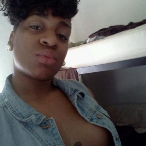 beautiful_butt's profile picture. known to keep it 100... got trust issues with people,, ah go get'er.. clubber, merchant marine .. and love the fam..