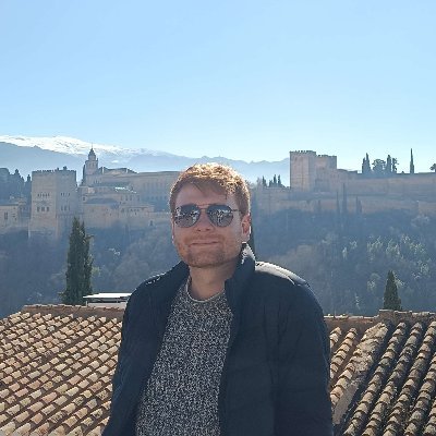 BarkUrHeadOff's profile picture. Suns shining Im feeling good :)