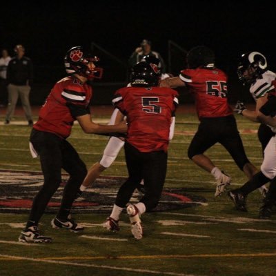 5’10 185lbs | RB/SS/ATH | class of 2025 | (781-901-0409) |