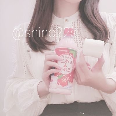私たちは友達になり、一緒にデートや会話を楽しむことができます。一緒に買い物をして、親密なカップルの楽しさを味わう,LINEで私を追加してくださ