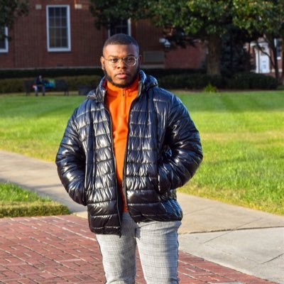 Media & Artists Relations💻 Podcaster 🎙️Interviewer 🗒️ Just my thoughts don’t mind me 🤷🏾♂️ Unapologetic and Outspoken ✊🏿.