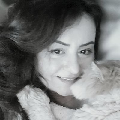 CigdemK17's profile picture. 