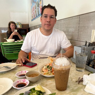 Art, Books, Design, Culture, Tech, Travel, Business, Stocks, Investing, Bitcoin, Asia, China, Japan, Vietnam, Beach, Sushi, Jazz, Cocktails, bánh mì, Café, P&Q