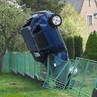 PolisaSmiechu's profile picture. Twoje źródło ubezpieczeniowych absurdów, czarnego humoru, nietypowych szkód i wypadków 💰🛡️📉🕵️‍♂️.