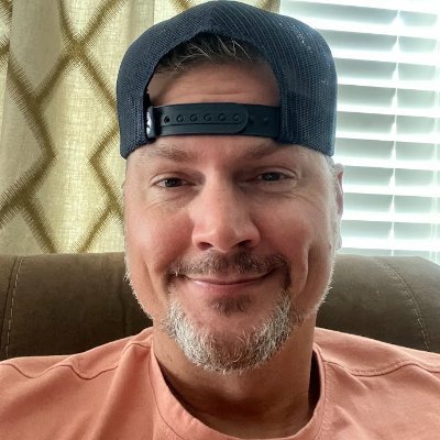 -King's Kid 👑
-American/US Navy Vet
-Texas Longhorns Fan / Hook' Em Horns!! 🤘
-From Texas but hang my hat in Florida