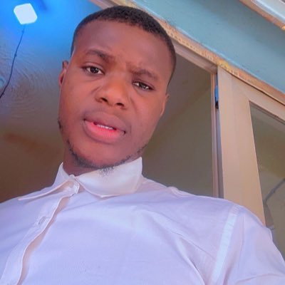 DELPI28522835's profile picture. Je suis un homme simple et digne