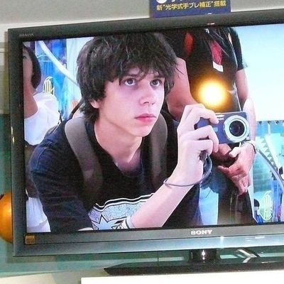 userkhee's profile picture. ☁️