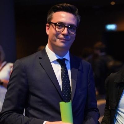 ex du #DirectAN / Président Société du lien Conseil / spécialiste des questions sociales