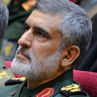 دانشجوی سابق علوم سیاسی و مطالعات منقطه ایی/همیشه شرمنده شهدای فاطمیون هستم/پدر ریحانه خانوم