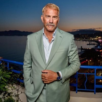 Mordernnwest's profile picture. 