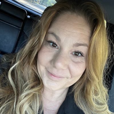 HeatherCours's profile picture. 