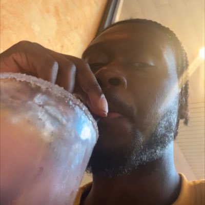 dwiz1946's profile picture. 31