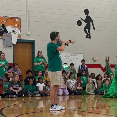 MrFisher_PE's profile picture. K-5 Physical Educator | #LovePE | ⛹🏻‍♂️⭐️ 🟢 🦅