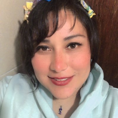Estudiante de Ingeniería, Ciberseguridad. Miss de Python, computación y otras cosas🌃🌌🌠, me encantan los juegos de mesa. Aqui escribo mis secretos. 1301