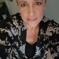 Jenny Shaw (@lilhousgreendor) 's Twitter Profile