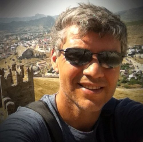 lsagalovsky's profile picture. Tweeting everyone equally