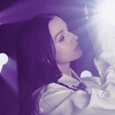 Stream Poppy's new album Negative Spaces Out Now https://t.co/A0bPik5DvE