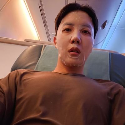 hobaxhoseok's profile picture. ✨GOOD VIBES ONLY✨                                                                    Jung Hoseok 💜
BTS 💜
ARMY 💜
                ~ONLY ARMY ~