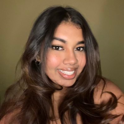 ShryahG's profile picture. 