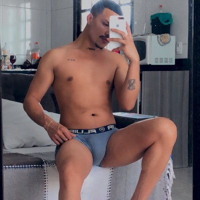 viva intensamente taurino🐂 2.6. 😈🍆🍑🔞 insta @arthurreimonth
Anjo safado ...chama e bora marcar 😎