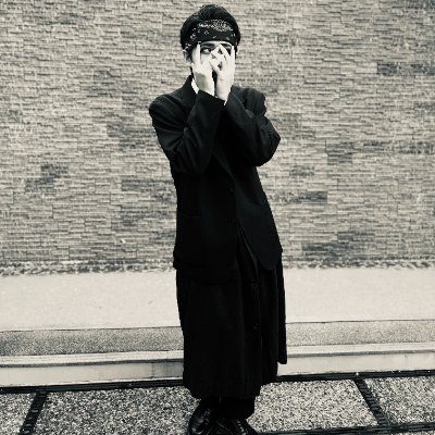 DIR EN GREY(京虜&Toshiya虜)/sukekiyo(京様&YUCHI様)
無言フォローどうぞご自由に!!
すっからかんの君(財布)を見ても、何も感じないよ…
櫻坂垢⇒@TOKI04251002
