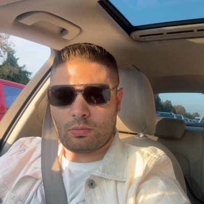 utkukarakoz's profile picture. Ben en hakir bir insanı kardeş sayan bir ruhum Bende esir yaratmayan bir Tanrı'ya iman var 🇹🇷Beşiktaş JK kongre üyesi - KHO-2010-Balistik&Ateşli silah uzmanı