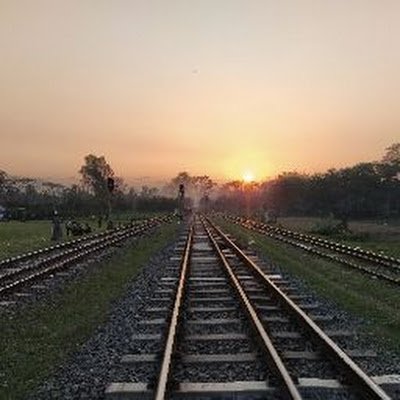 KSarker1353471's profile picture. I am infulencer