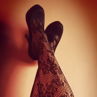 Merrick_Mayhem's profile picture. Sensual storyteller, curator of captivating moments. Let me be your VIP pass to a realm of sensuality, mystery, and desire.