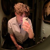 GIOSWRLD (@hazelxo) 's Twitter Profile