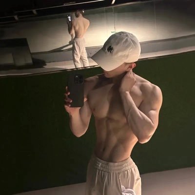 🥰Sex toy seller on Amazon💗
👉Promotional gifts .Available in US and Canada💯free
If you like toys,just DM to get a free toy💌💌
Back account