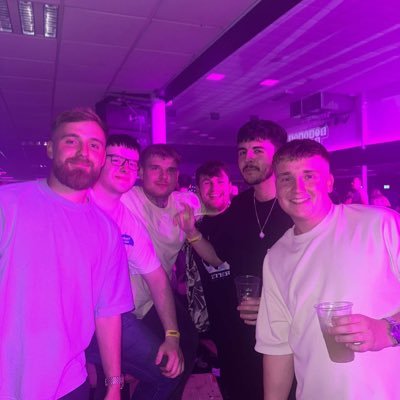 ryanclearyy18's profile picture. FE!N