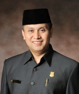 Siap melayani, untuk Cimahi lebih baik. Tidak ada yang sulit bila dilakukan dgn kerja keras, kerja cerdas dan ikhlas..