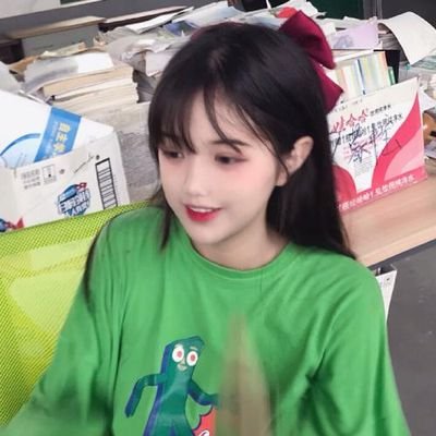 LongZ66864's profile picture. 