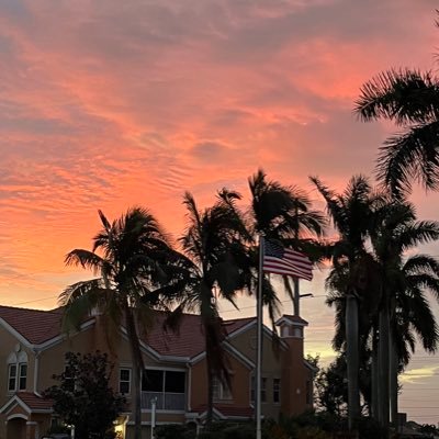 thetischlers3's profile picture. 