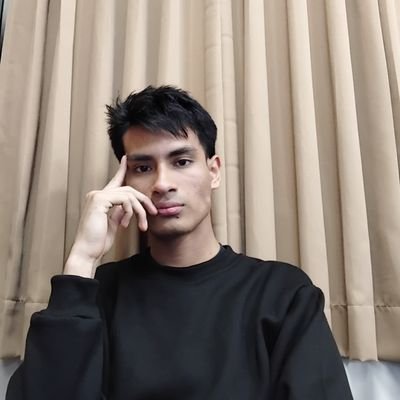 LuizFranko707's profile picture. Estudiante de economía | Hablo de finanzas y negocios | Todo disruptivo |
ig: @franko.ec12