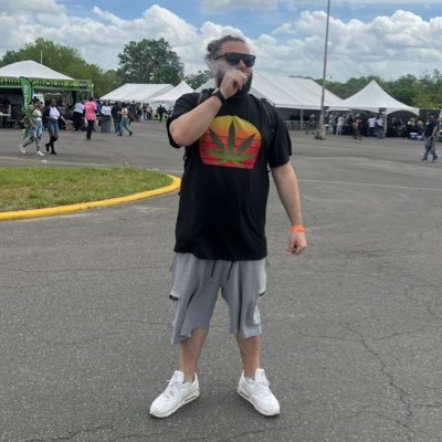 THErealDJLENGA's profile picture. Just a kid from Rye