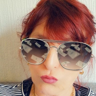 jehuditriendl's profile picture. West Ham for life. ⚒️⚒️⚒️ married to N.W.

Am Israel chai 🇮🇱🇮🇱🇮🇱my heart is always there.   Jew ✡️
        NO DM