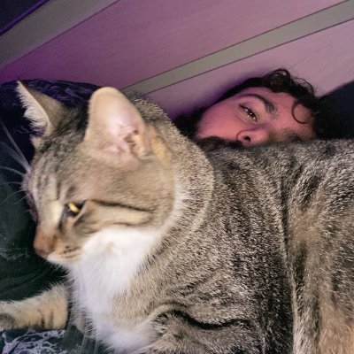 YuvalOmashu's profile picture. תמיד עייף ו/או כואב לי הראש, הייטר של בצל ובכללי @YuvButWorse